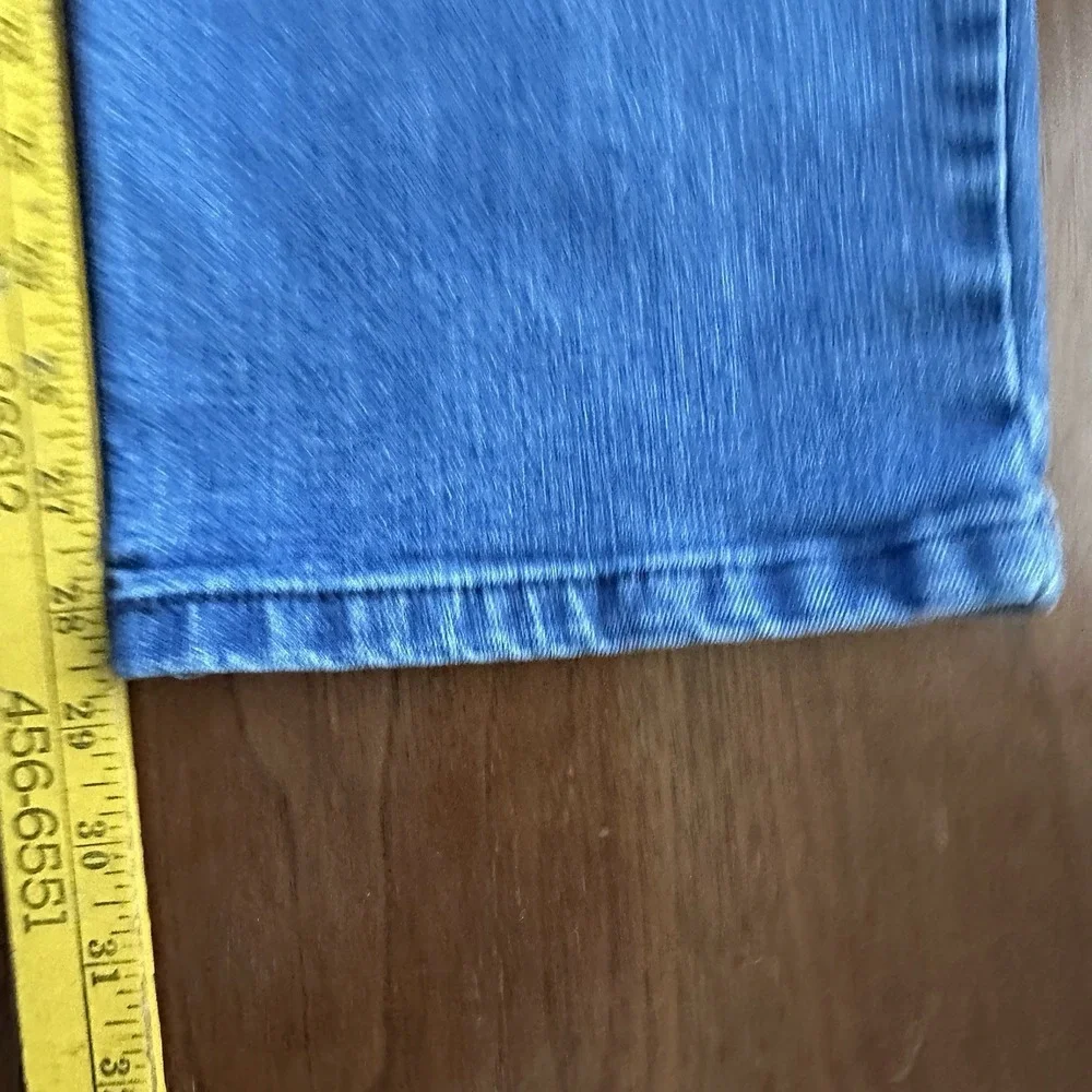 Gloria Vanderbilt Amanda Jeans Women's 16W Denim Stretch 2 Pairs - Picture 12 of 12